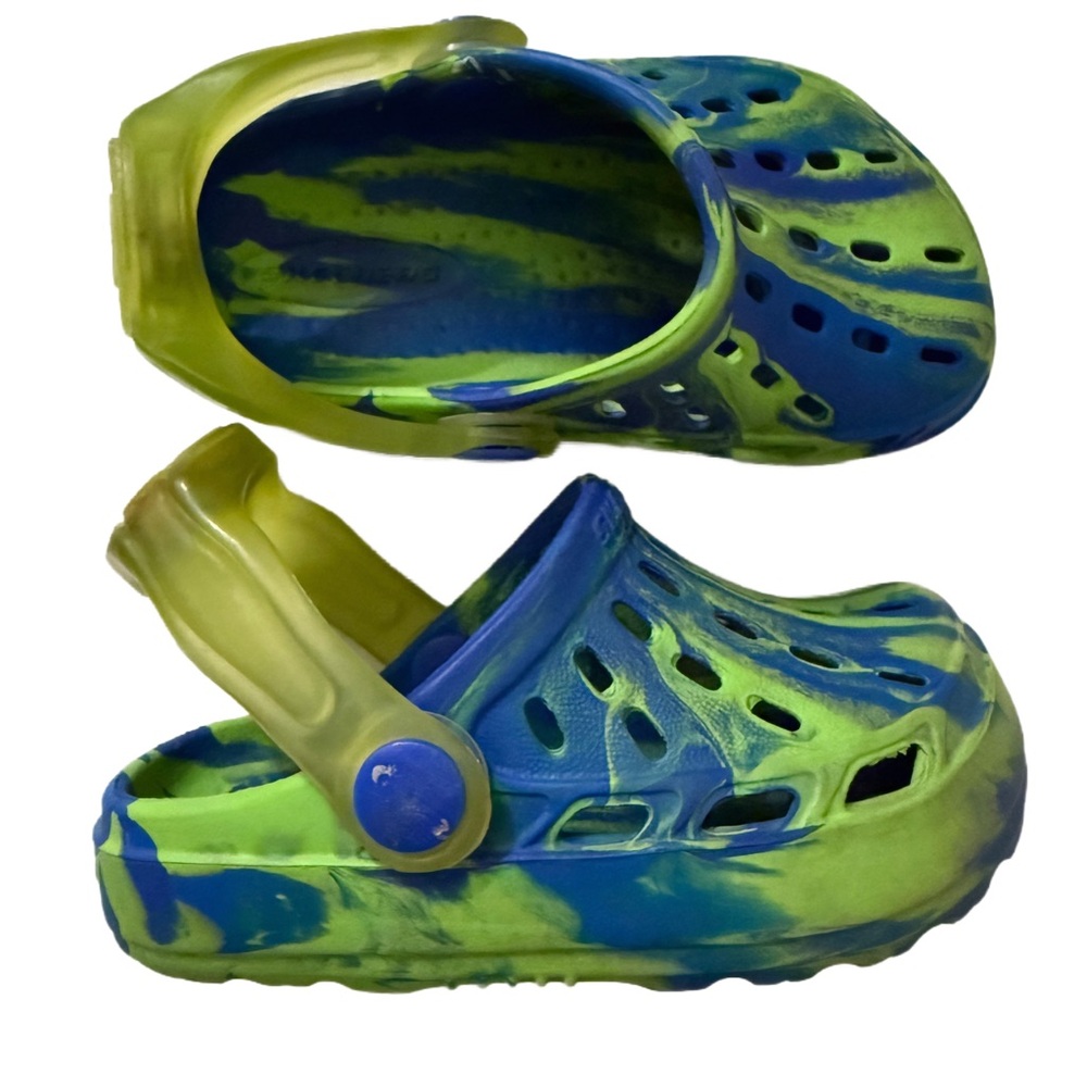 Skechers Kids Blue and Green Clogs ❤️